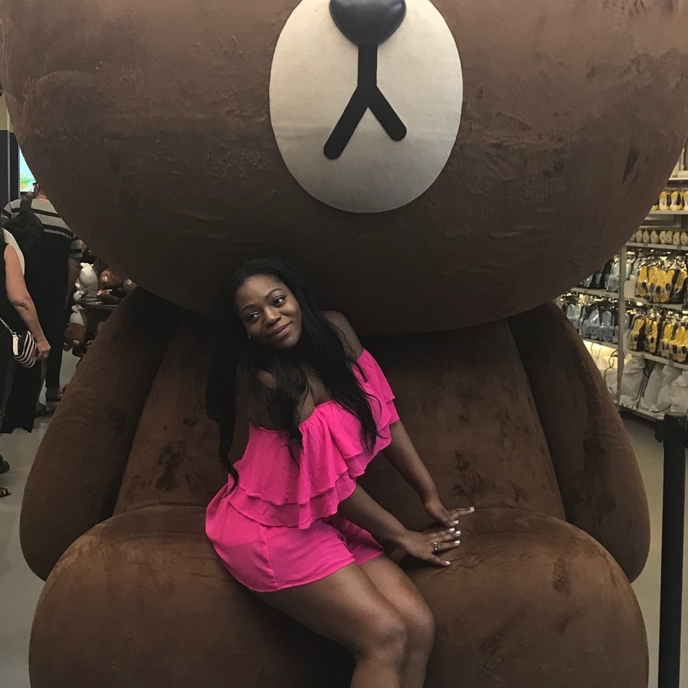 Meet your Posher, Lydia